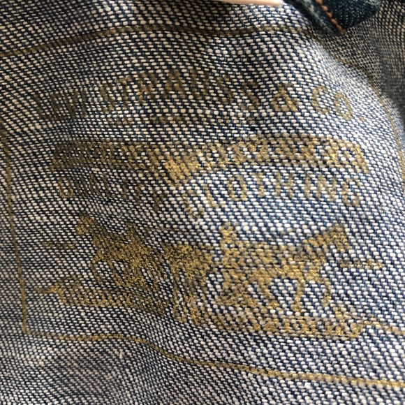 Levis Studded Jeans Vest - Picture 2 of 9